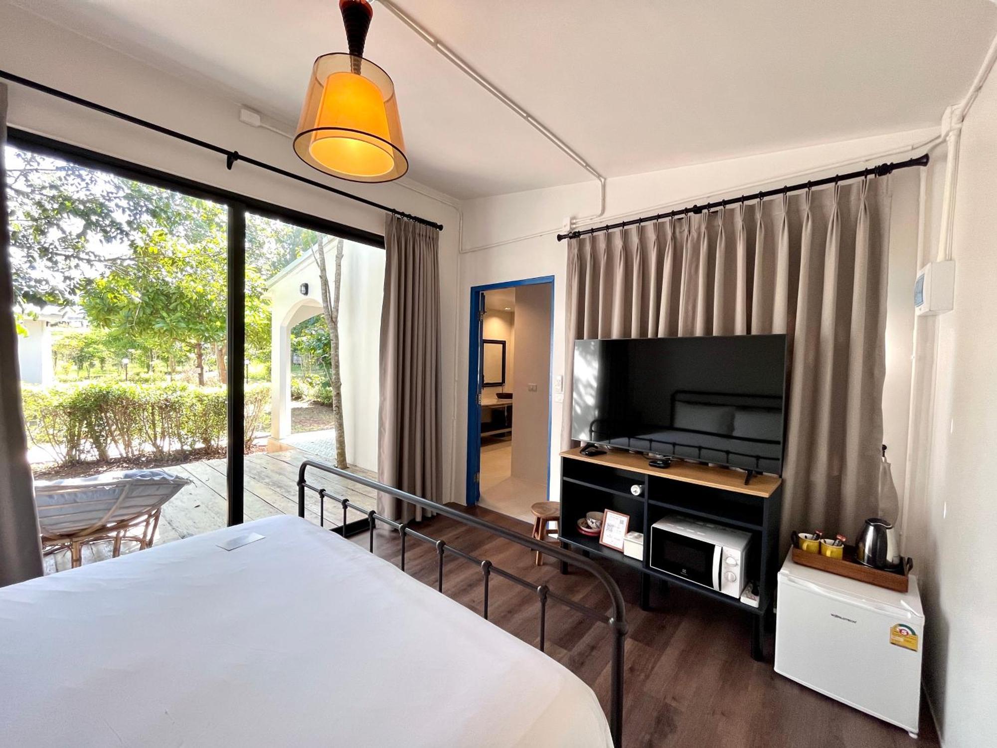 Tubtao Sleepy Hill Hotel Pong Talong Ngoại thất bức ảnh